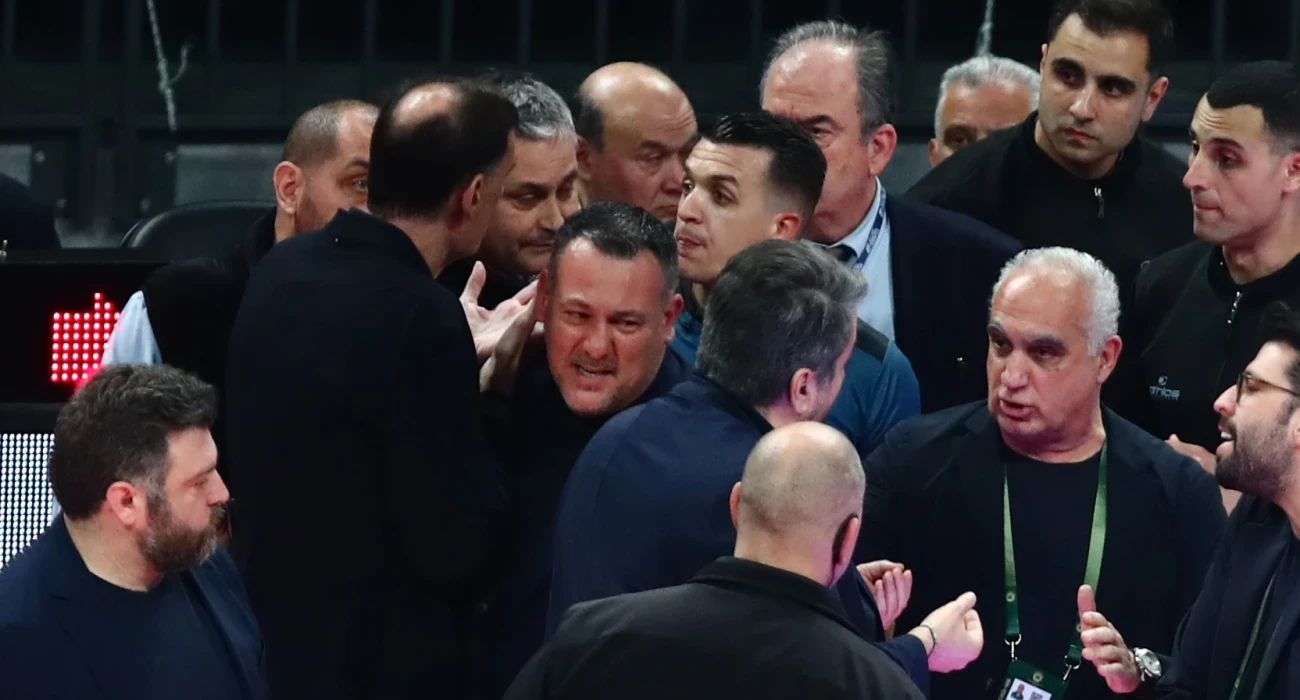 Αποβολή Ντόρσεϊ και Ναν στο ντέρμπι ΟΑΚΑ