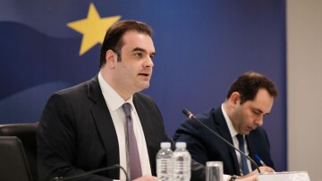 Μέτρα στήριξης καύσιμα Πιερρακάκης fuel pass επιδότηση
