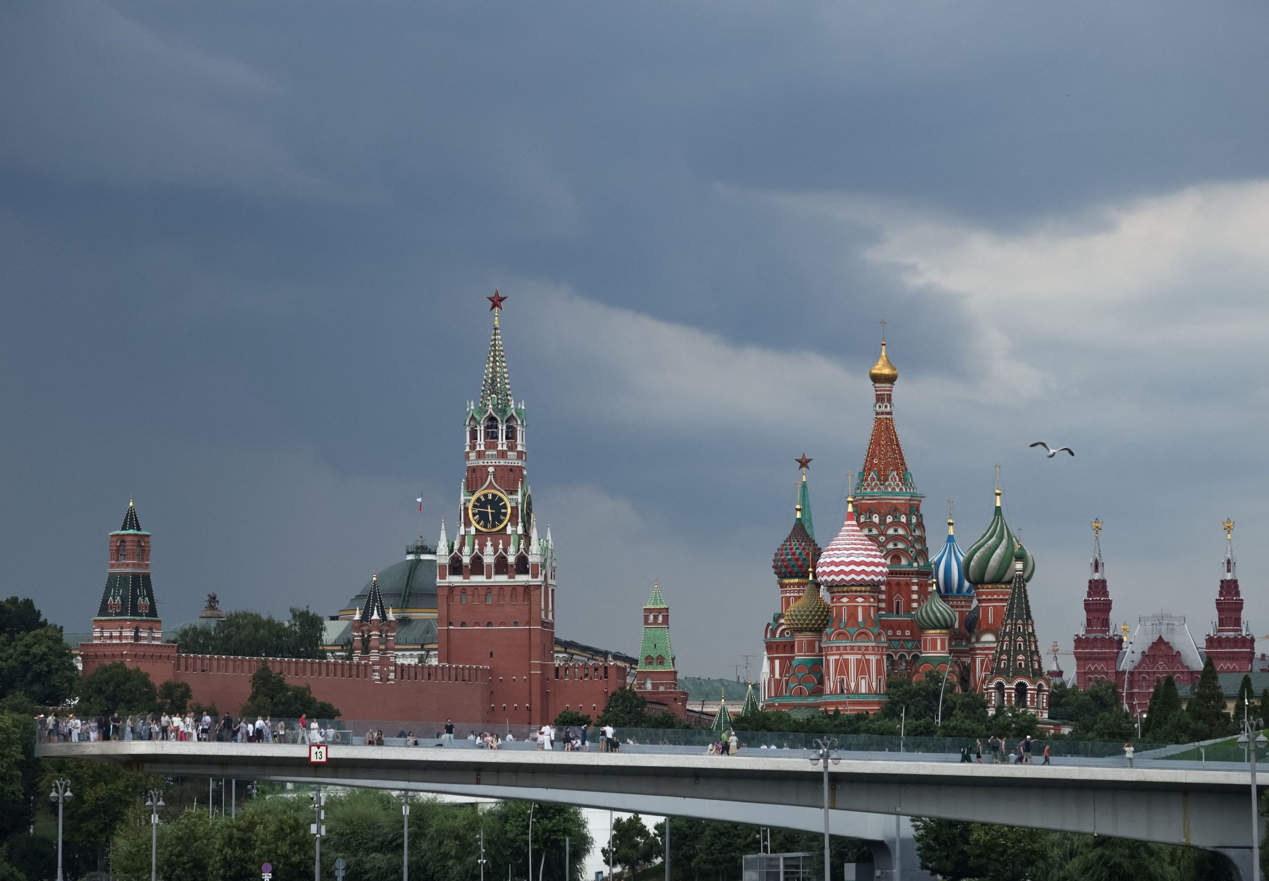 Κρεμλίνο: Καταδικάζουμε τη δολοφονία Ιρανών ηγετών Ντμίτρι Πεσκόφ εκπρόσωπος Κρεμλίνου Ιράν