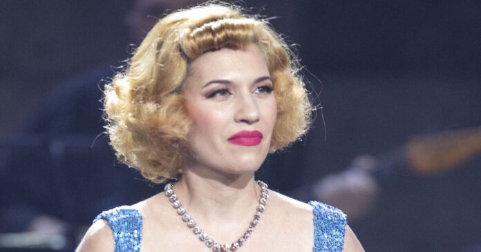 Πέννυ Μπαλτατζή με τα τρία παιδιά της