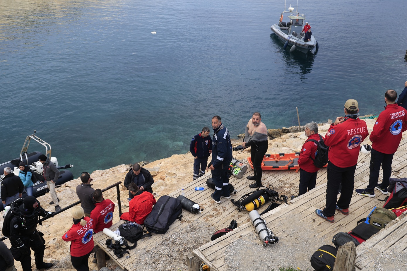 Αγνοείται 34χρονος δύτης στα λιμανάκια Βουλιαγμένης Επιχείρηση διάσωσης δύτη Βουλιαγμένη λιμανάκια