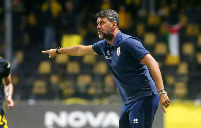Κριστιάνο Μπάτσι πρώην προπονητής Πανσερραϊκού