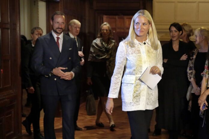 Πριγκίπισσα Νορβηγίας Μέτε-Μάριτ σκάνδαλο Έπστιν