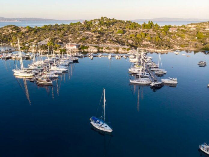 Γιώργος Μαρίνος γκέι καλλιτέχνης δεκαετία 60