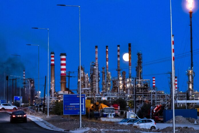 Motor Oil διυλιστήριο κέρδη 2025