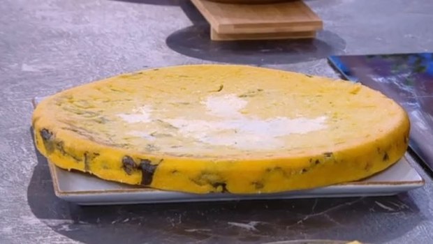 Χορτόπιτα χωρίς φύλλο πρέσπα ταψί ψησίματος