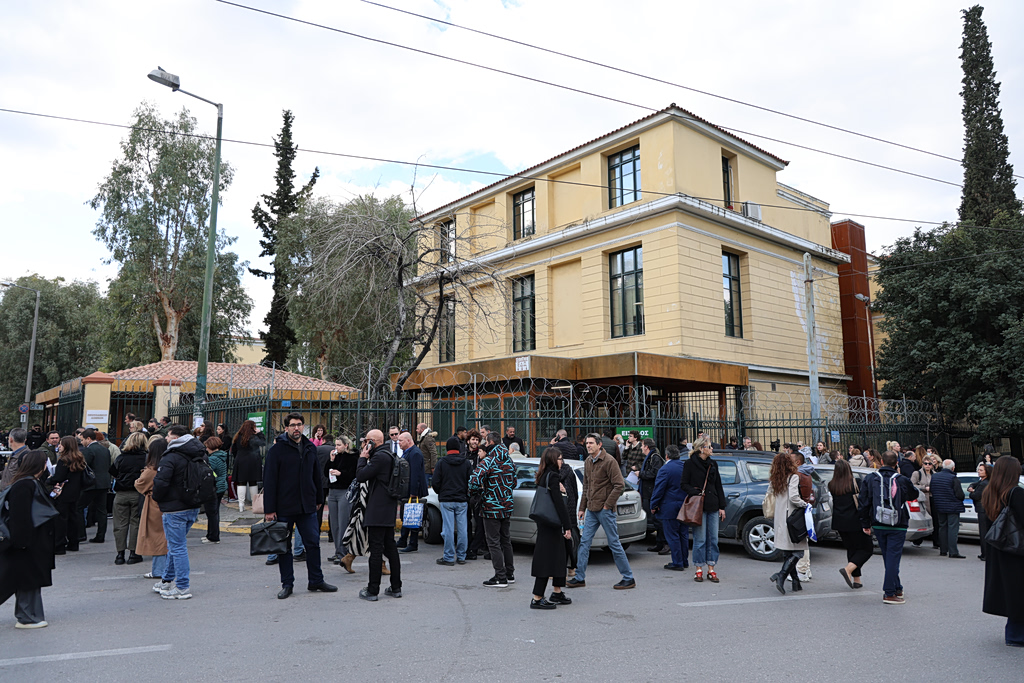 Απάτη ΕΦΚΑ κύκλωμα συλλήψεις δικαστήρια Ευελπίδων