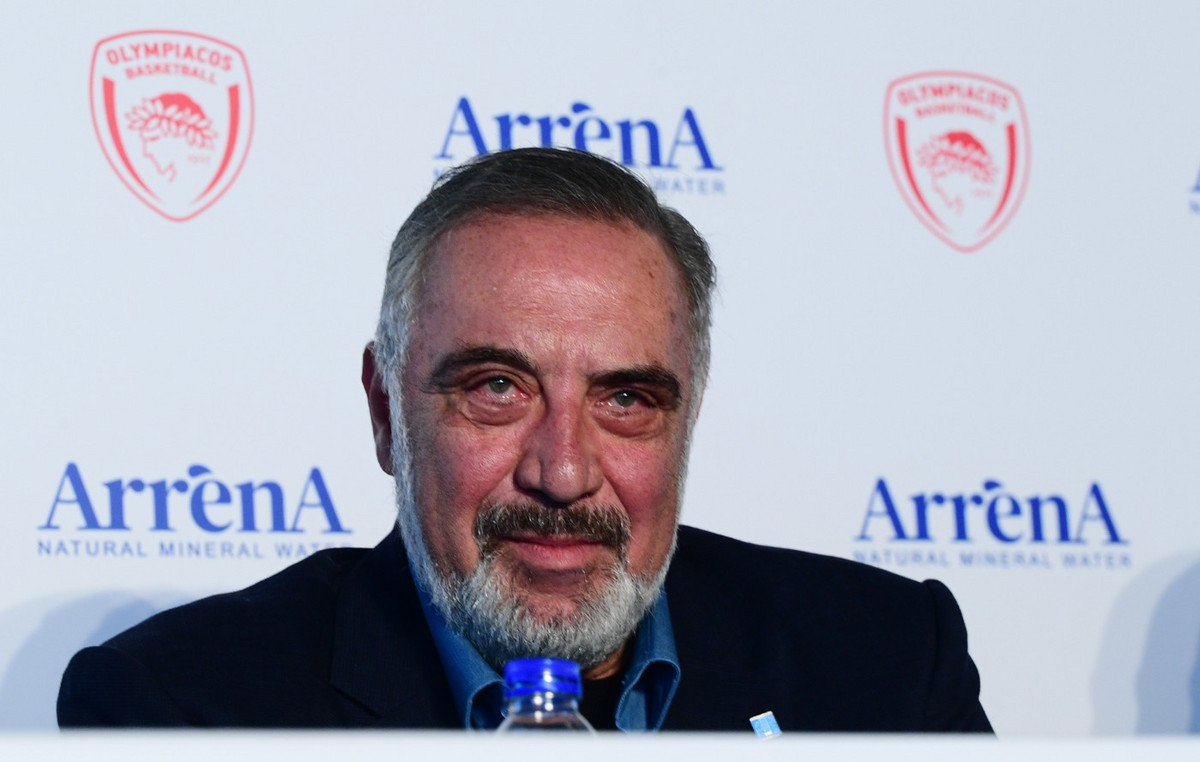 Νίκος Τσάκος χορηγός Νιου Γιορκ Νικς Madison Square Garden