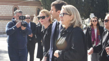 Λένα Παπαληγούρα ανακουφιστική φροντίδα ασθενών Ελλάδα