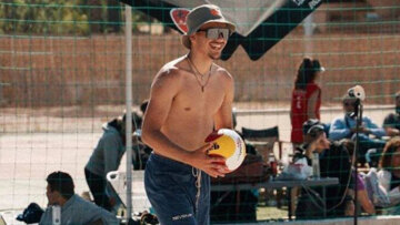 Μαύρες κορδέλες παρέλαση 25η Μαρτίου Πύργος Ασημάκης