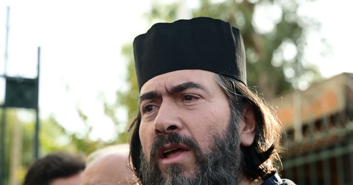 Πατέρας Αντώνιος δίκη Κιβωτός του Κόσμου