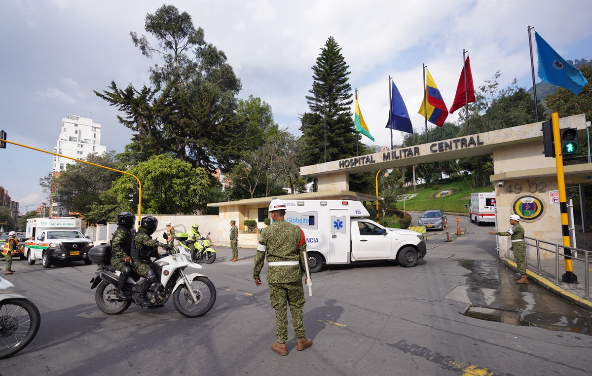 Συντριβή C-130 Κολομβία συντρίμμια φωτιά