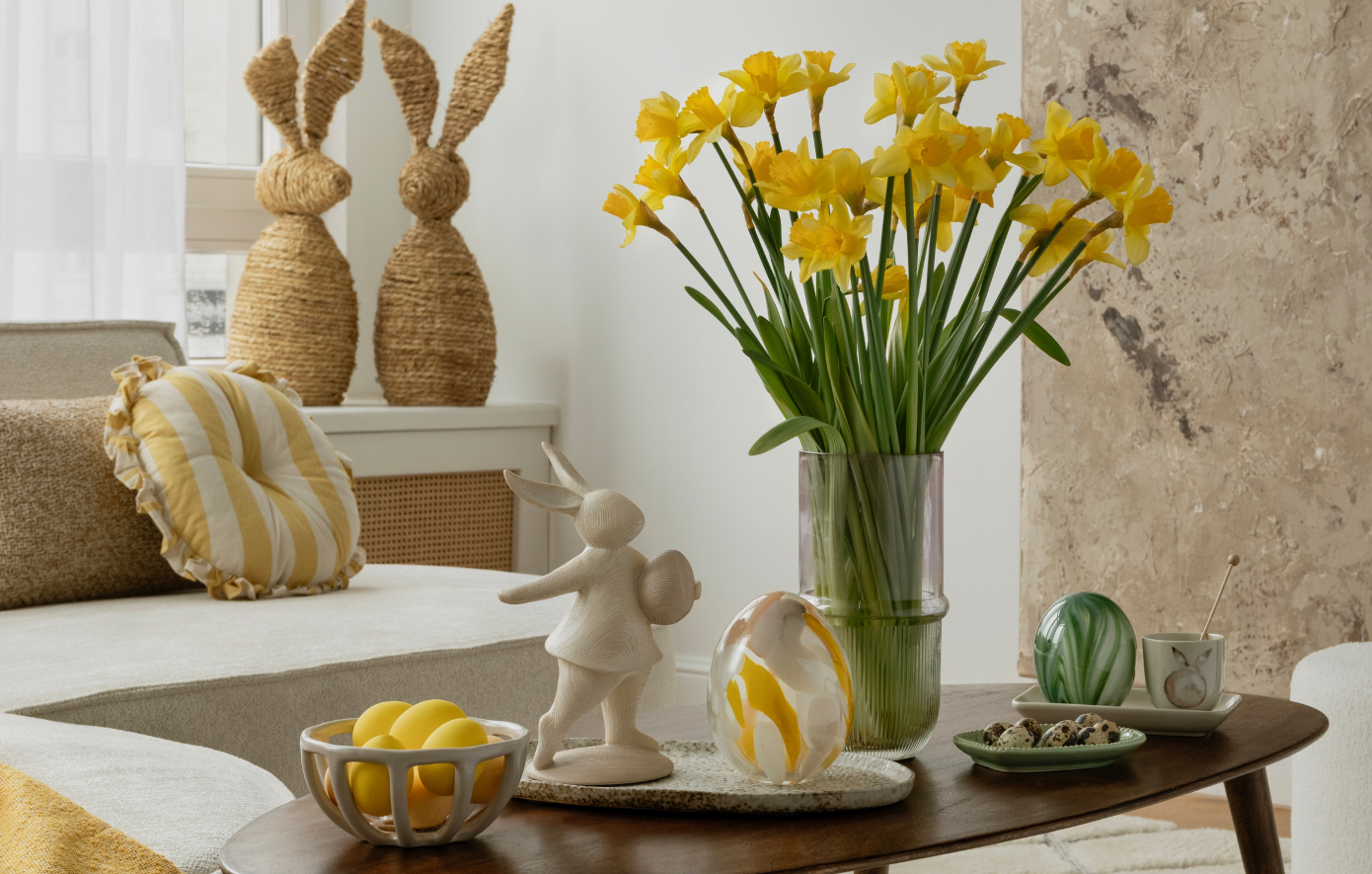 Butter yellow διακόσμηση σε σύγχρονο σαλόνι