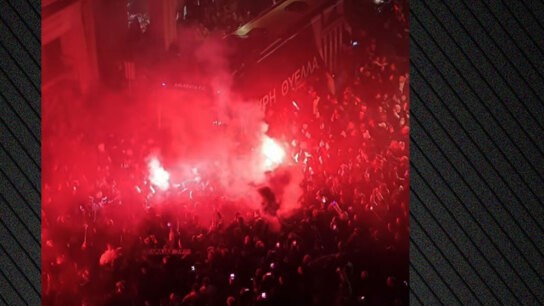 Καλαμάτα άνοδος Super League γιορτασμός οπαδοί