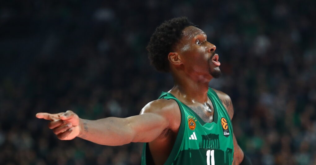 Νάιτζελ Χέις-Ντέιβις Παναθηναϊκός τραυματισμός ντέρμπι