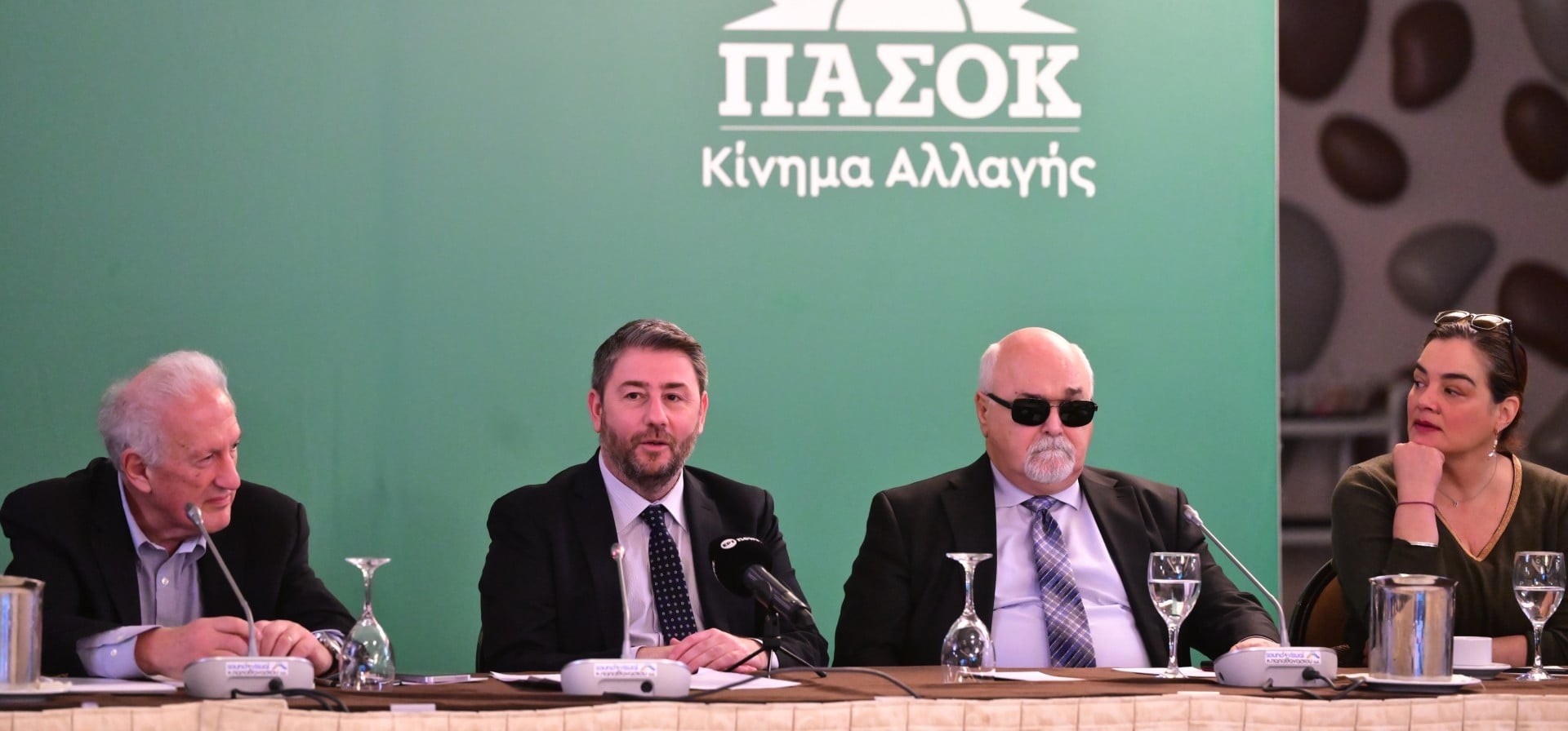 Νίκος Ανδρουλάκης πολιτική αλλαγή ΠΑΣΟΚ συνέδριο