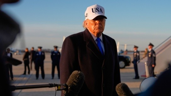 Βομβαρδισμός νησί Χαργκ Ιράν από ΗΠΑ