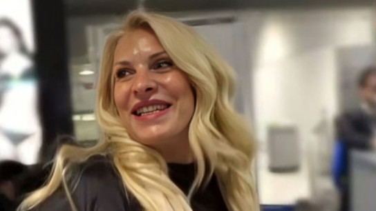 Ελένη Μενεγάκη αεροδρόμιο συνέντευξη τηλεόραση