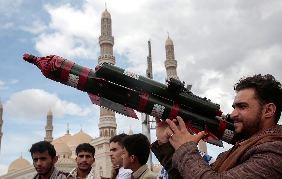 Ο ηγέτης των Χούθι της Υεμένης Άμπντουλ Μαλίκ αλ Χούθι σε τηλεοπτική ομιλία