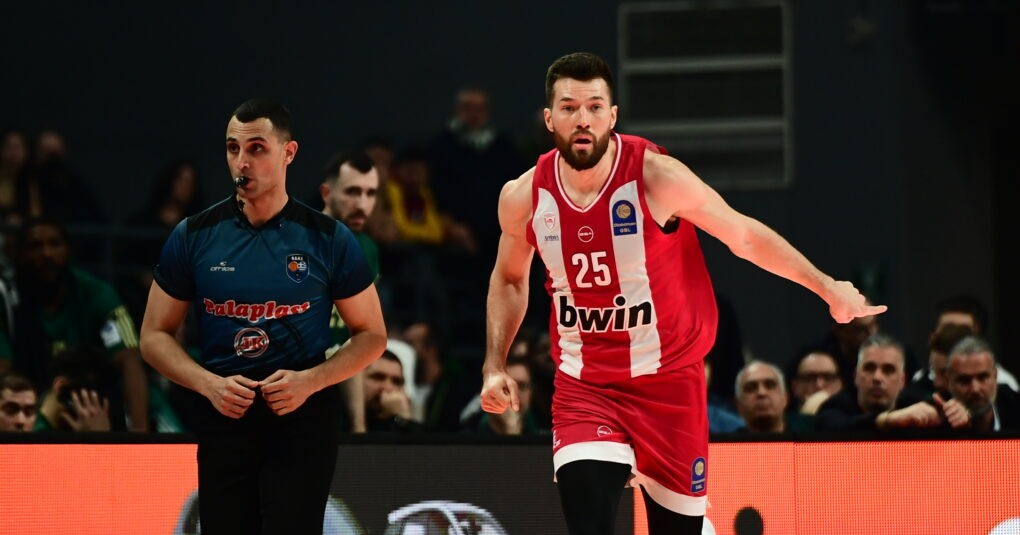 Άλεκ Πίτερς Ολυμπιακός ντέρμπι Παναθηναϊκός