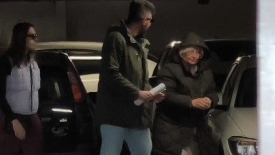 Ελένη Ζαρούλια οδηγείται στη φυλακή Θήβας