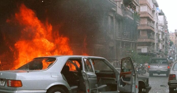 Ντοκιμαντέρ 17Ν Αλέξης Παπαχελά αστυνομία