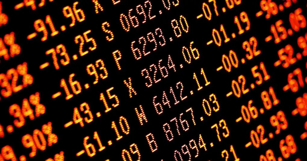 Χρηματιστήριο Αθηνών πίνακας συναλλαγών με γραφήματα