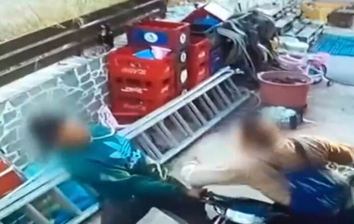 Δικαστήριο και δικαστική αίθουσα σχετικά με την υπόθεση πατροκτονίας στη Λέρο