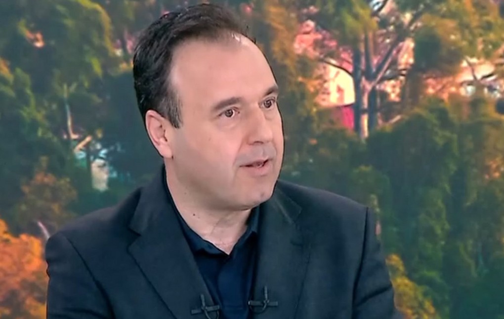 Δημήτρης Παπαστεργίου απαγόρευση social media ανηλίκων