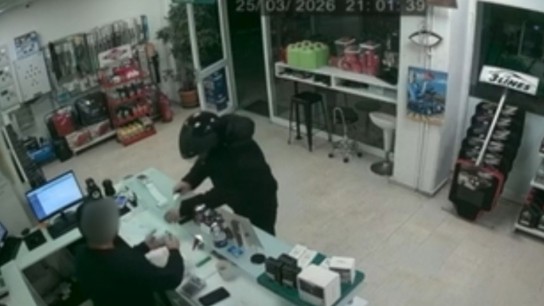 ληστεία βενζινάδικο Αγρίνιο με μαχαίρι