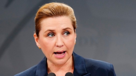 Εκλογές Δανία Μέτε Φρέντερικσεν ψηφίζει