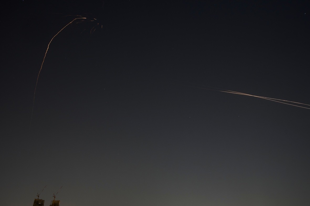 Πυρκαγιά στη Φουτζάιρα μετά από επίθεση drone