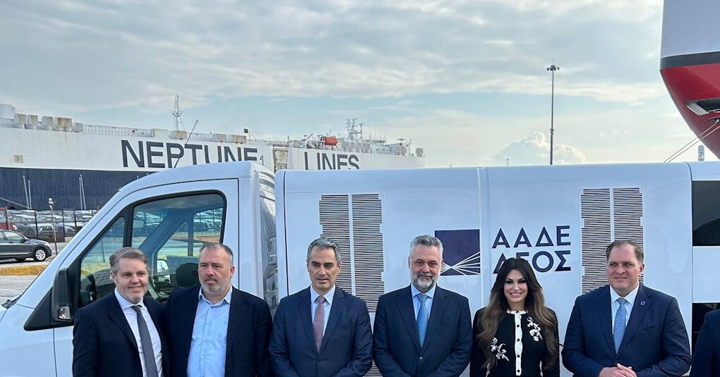 Σαρωτές ασφαλείας στο λιμάνι του Πειραιά από ΗΠΑ