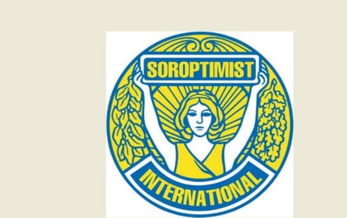 Βουλή φωταγωγημένη Παγκόσμια Ημέρα Γλαυκώματος