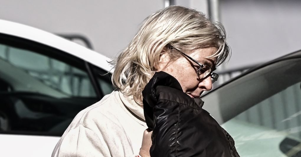 Ελένη Ζαρούλια οδηγείται στη φυλακή Θήβας