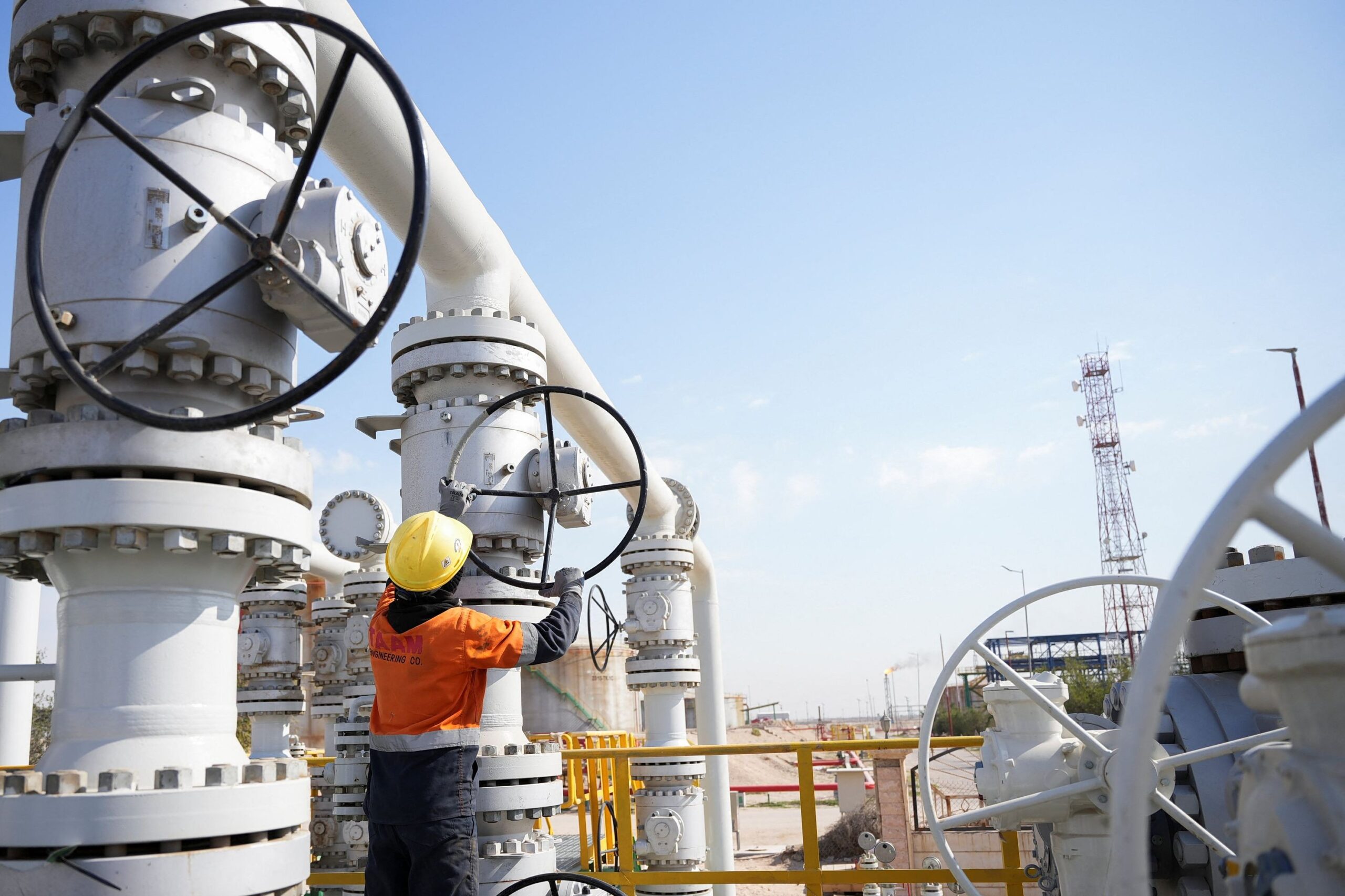 Πετρέλαιο 100 δολάρια τιμές κρίση ενέργειας