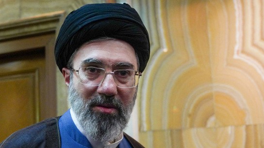 Μοτζτάμπα Χαμενεΐ: CIA και Μοσάντ ψάχνουν τον «αόρατο» ηγέτη Μοτζτάμπα Χαμενεΐ ανώτατος ηγέτης Ιράν