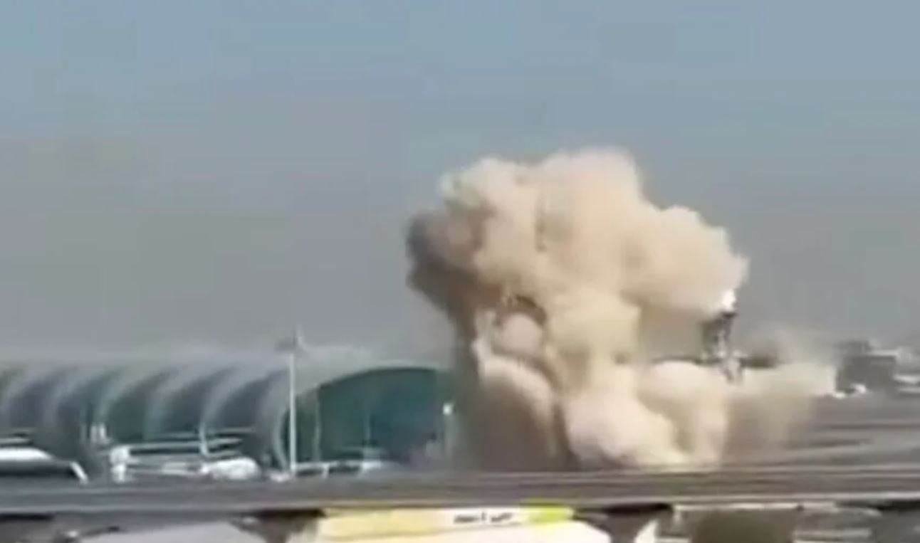 Drone σύγκρουση διάδρομος αεροδρόμιο Ντουμπάι