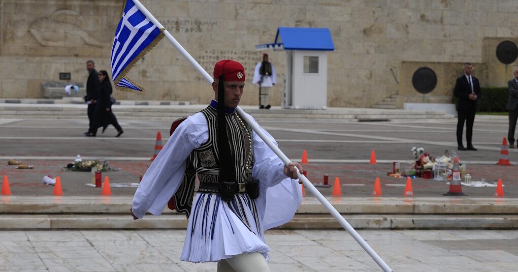 Εργαζόμενοι αμοιβή 25η Μαρτίου προσαύξηση