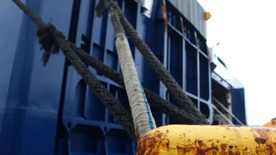 Συμπλοκή κρατουμένων πλοίο Πειραιά Κω