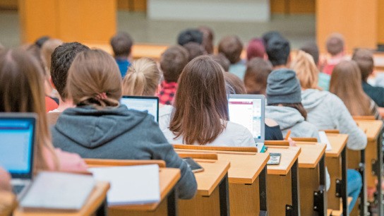 Ισοτίμηση πτυχίων ΤΕΙ για 400.000 αποφοίτους Ισοτίμηση πτυχίων ΤΕΙ με πανεπιστημιακά τίτλους