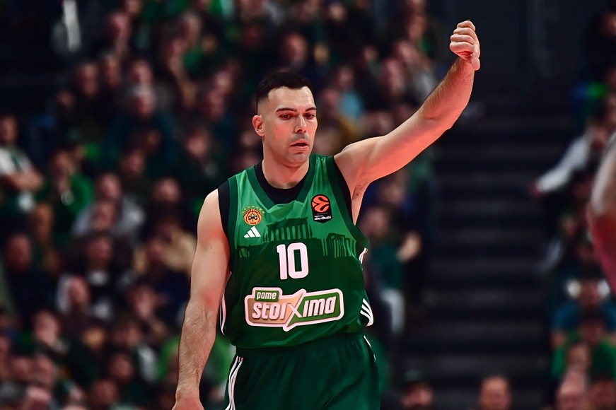 Σλούκας: Ιστορικό ορόσημο με 1.000 ριμπάουντ Κώστας Σλούκας Παναθηναϊκός EuroLeague ριμπάουντ ορόσημο