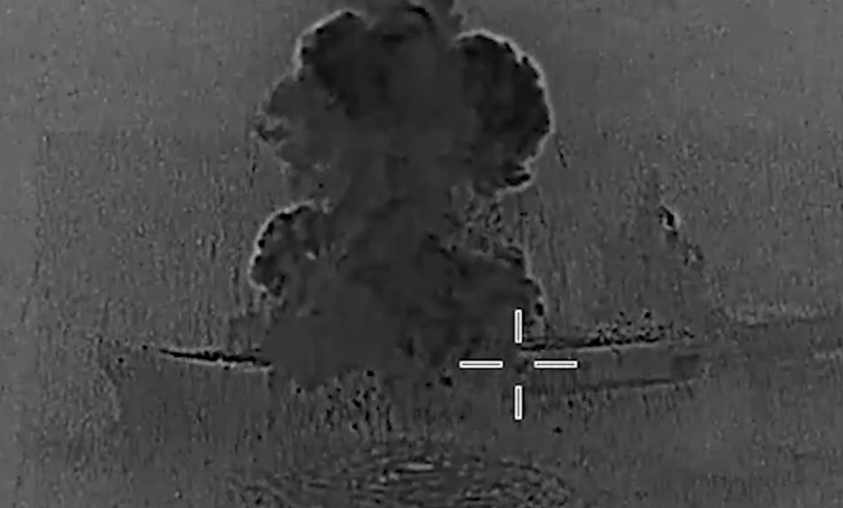 Αμερικανικό πλήγμα σε ιρανικό πλοίο μεταφοράς μη επανδρωμένων αεροσκαφών στη Μέση Ανατολή