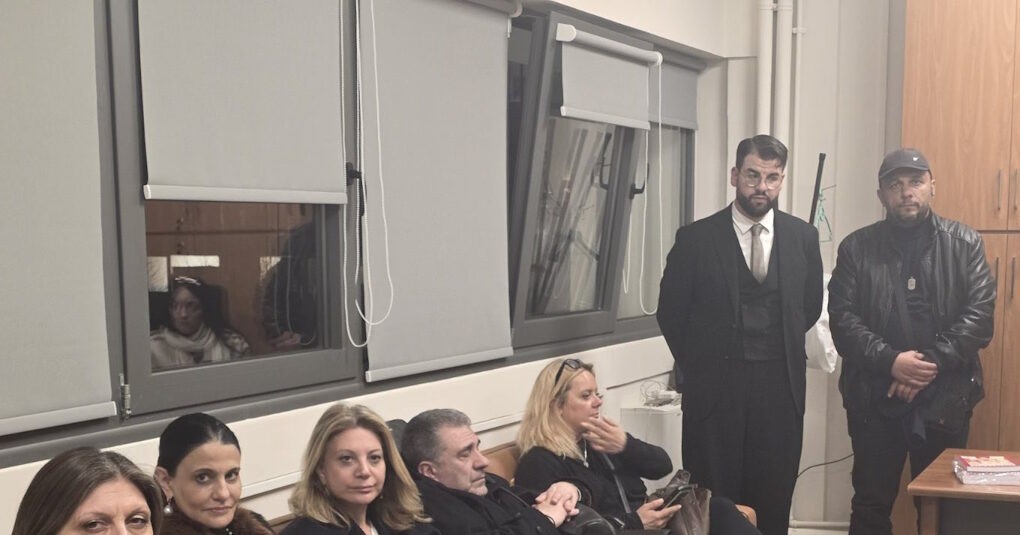 Δίκη Τέμπη Λάρισα Καρυστιανού δικαστικό μέγαρο