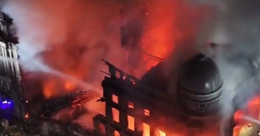 φωτιά καταστροφή κτίριο Γλασκώβη σταθμό