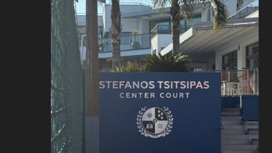 Στέφανος Τσιτσιπάς γήπεδο Ακαδημία Μουράτογλου Γαλλία