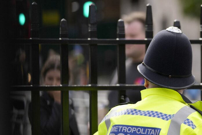 Βρετανικό δικαστήριο εξαναγκαστική εργασία καταδίκη