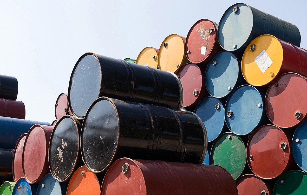 Αποδέσμευση ρεκόρ 412 εκατ. βαρελιών πετρελαίου Διεθνής Οργανισμός Ενέργειας αποδεσμεύει στρατηγικά αποθέματα πετρελαίου