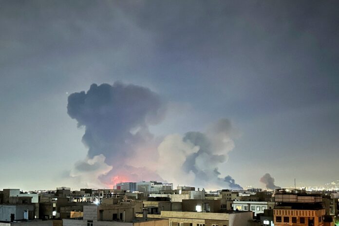 Έλληνες στο Ιράν αντιμέτωποι με τον πόλεμο