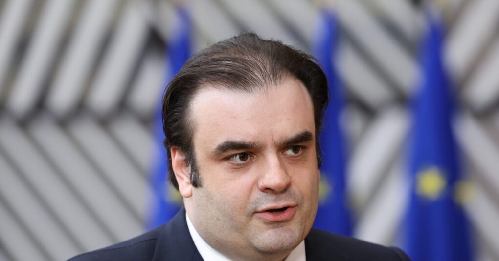 Πιερρακάκης στήριξη επιχειρήσεων Forum Πελοποννήσου